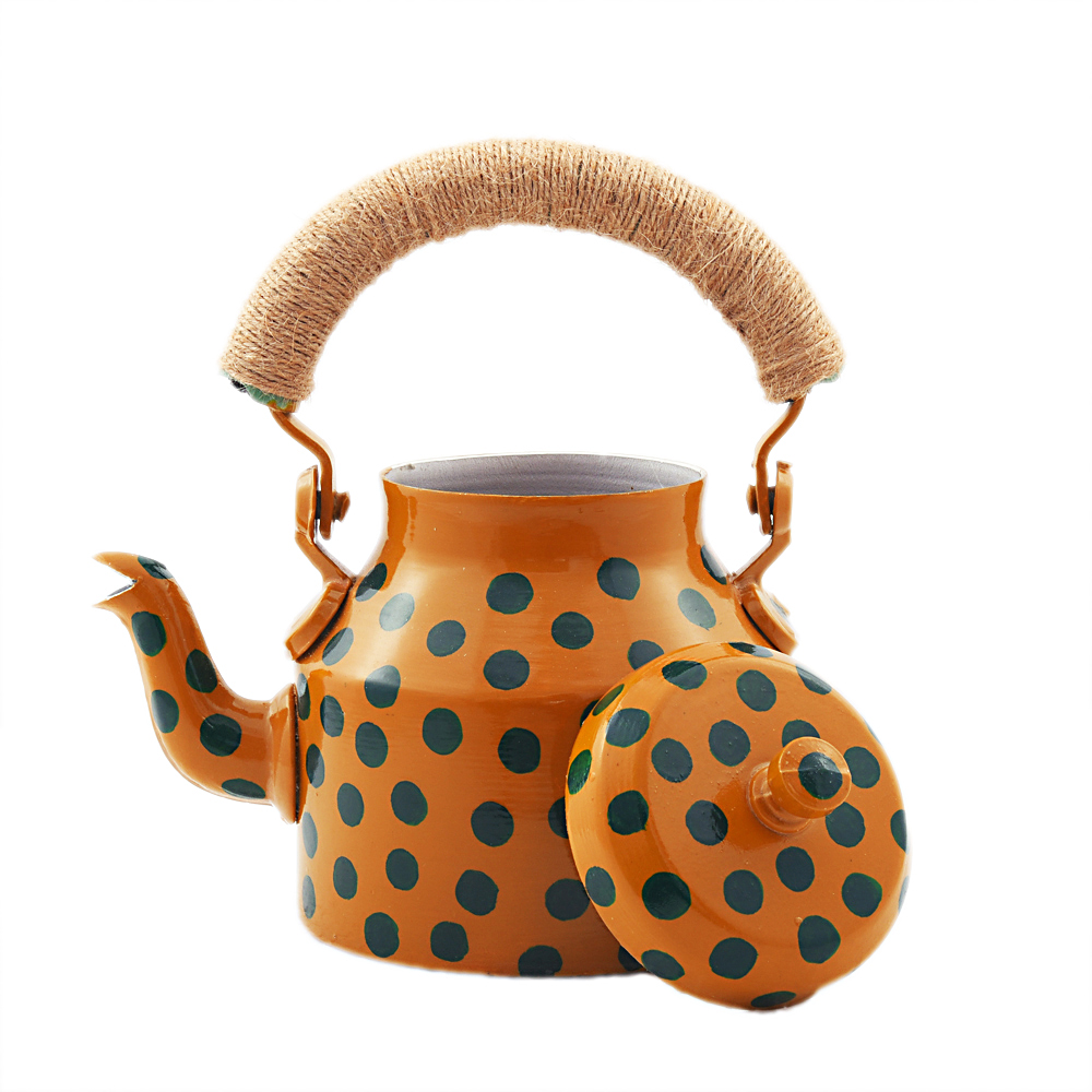 Hand-Painted Tea Kettle – Polka Dot Charm (750 ml)