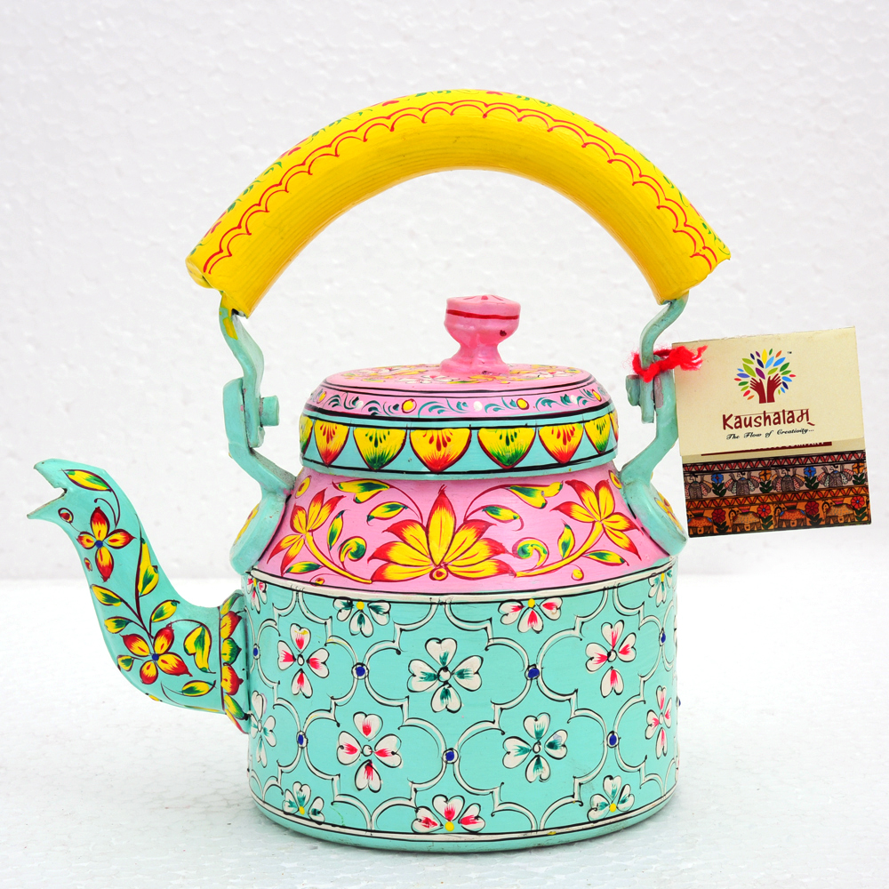 Charming Hand-Painted Teapot for Tea Lovers : Habibi