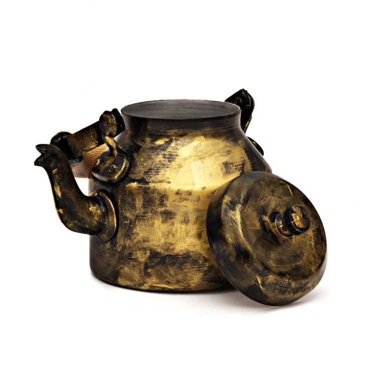 Hand-Painted Teapot: ANTIQUA BLACK