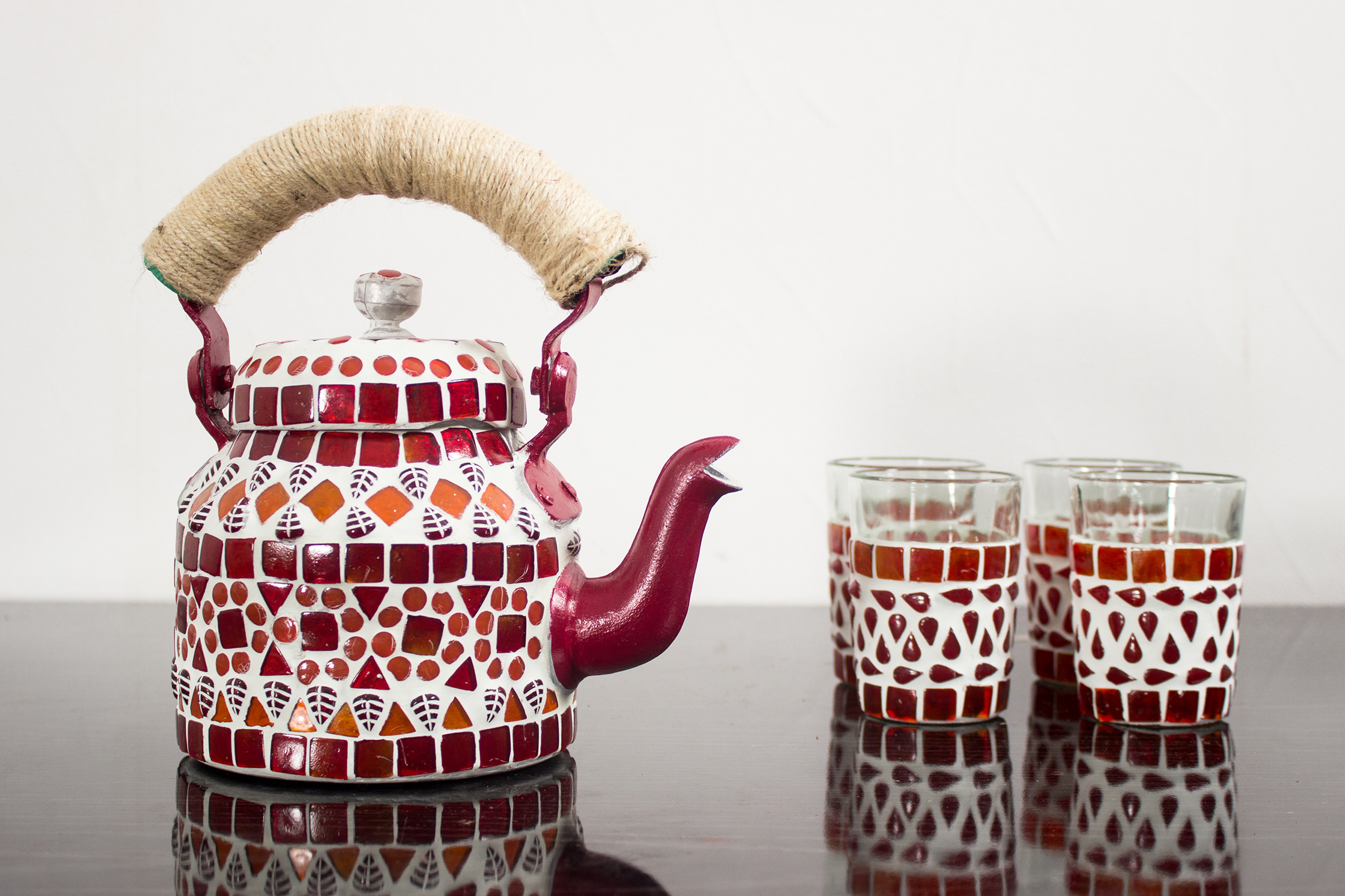 Mosaic Tea set: Red