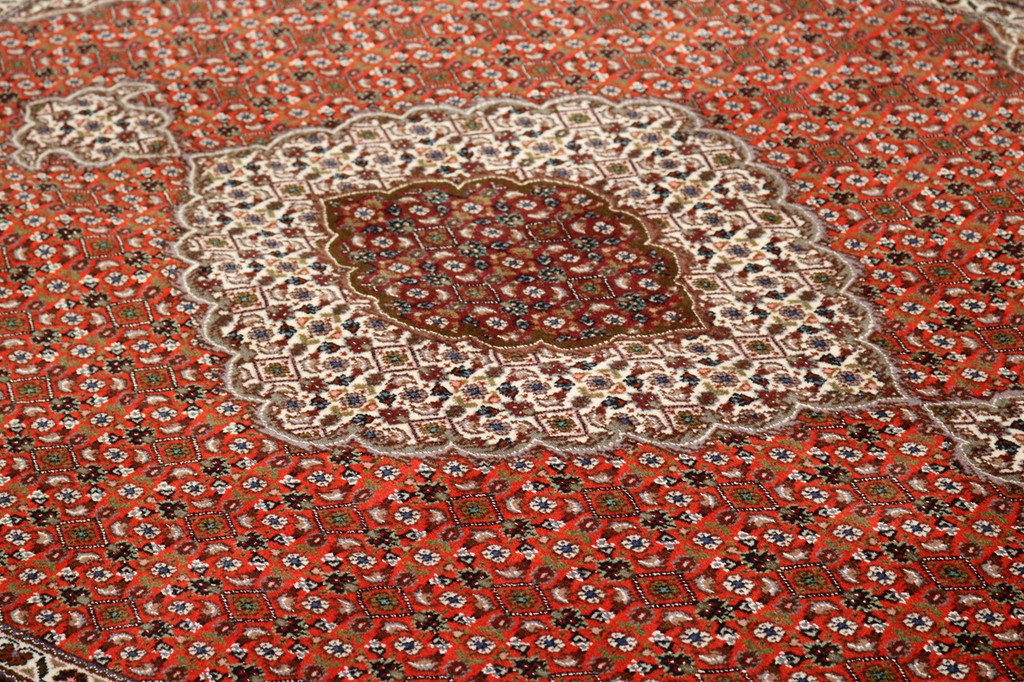 Mahi Tabriz Persian Rug (Ref 1034) 202x154cm