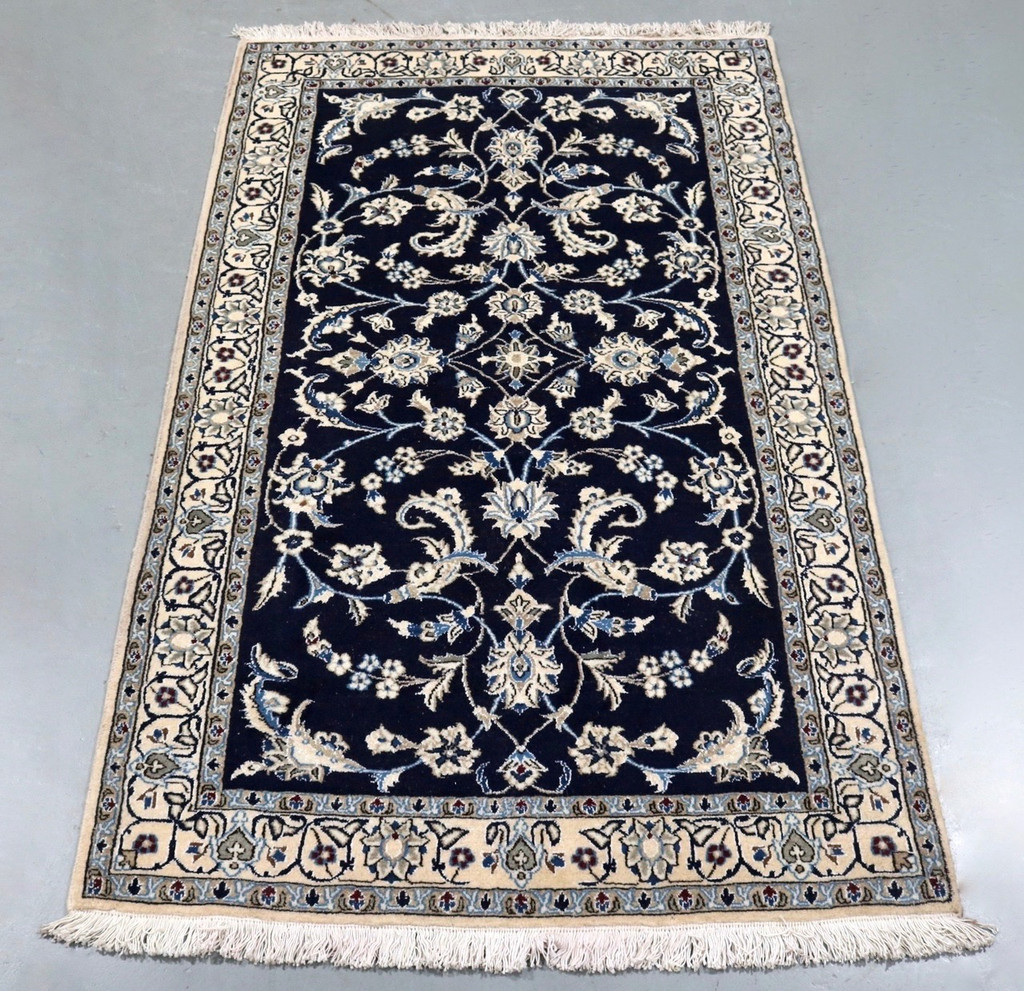 Nain Persian Rug (Ref 161) 206x121cm