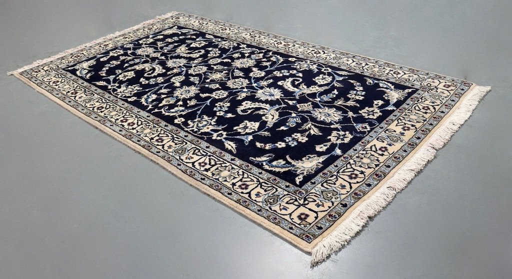 Nain Persian Rug (Ref 161) 206x121cm