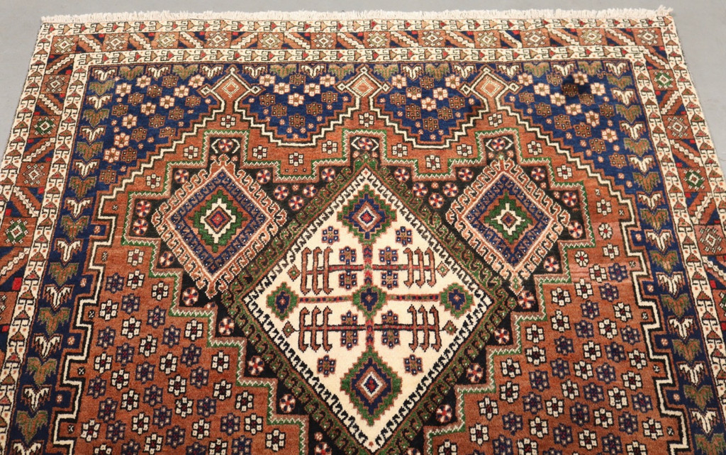 Afshar Vintage Persian Rug (Ref 178) 188x134cm
