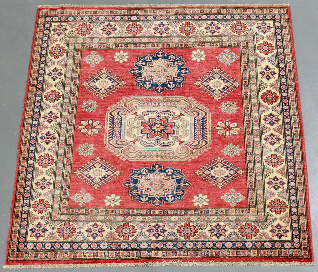 Kazak Farahan Fine Veggie Dye Rug (Ref 101037) 150x150cm