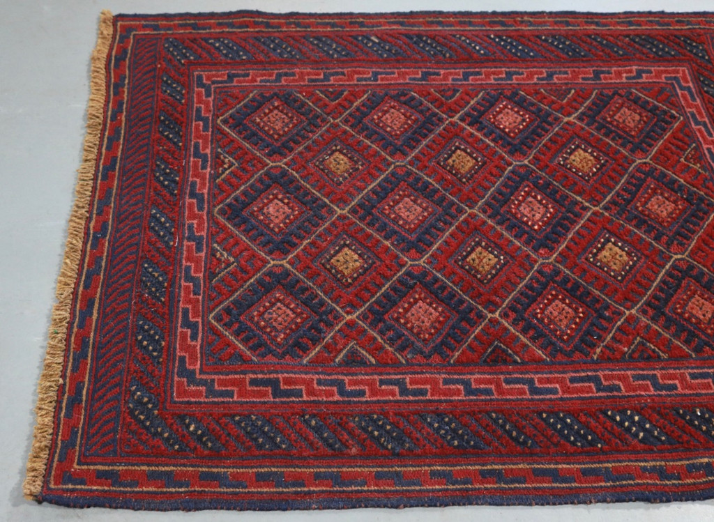 Meshwani Tribal Rug (Ref 1127) 118x110cm