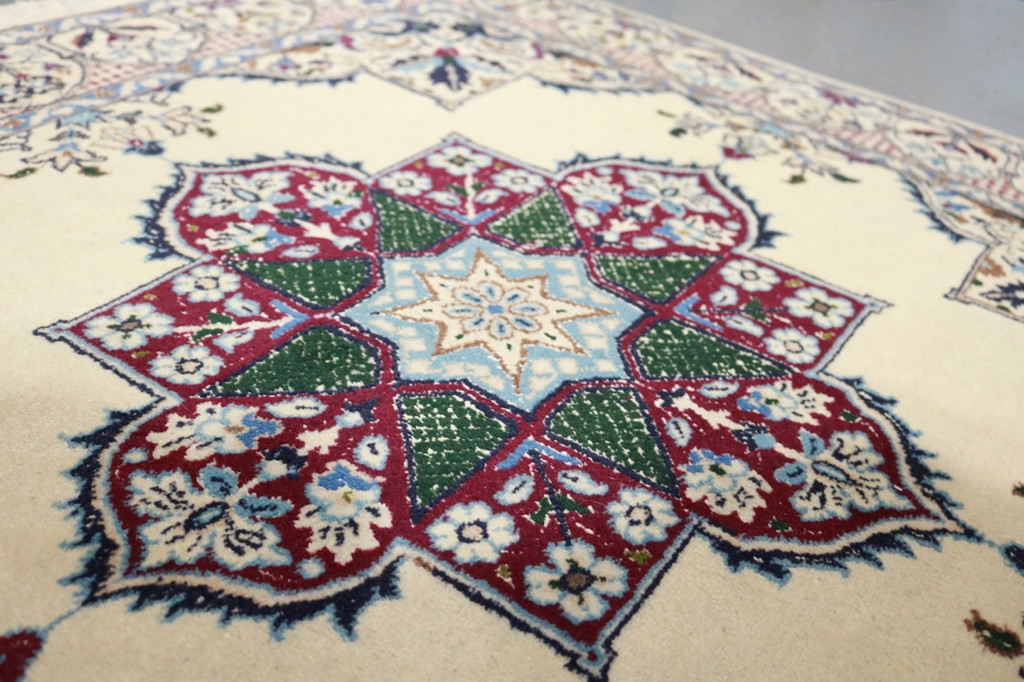 Nain Vintage Square Persian Rug (Ref 3543) 100x100cm