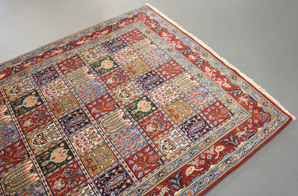 Birjand Pictorial Persian Rug (Ref 389) 202x147cm