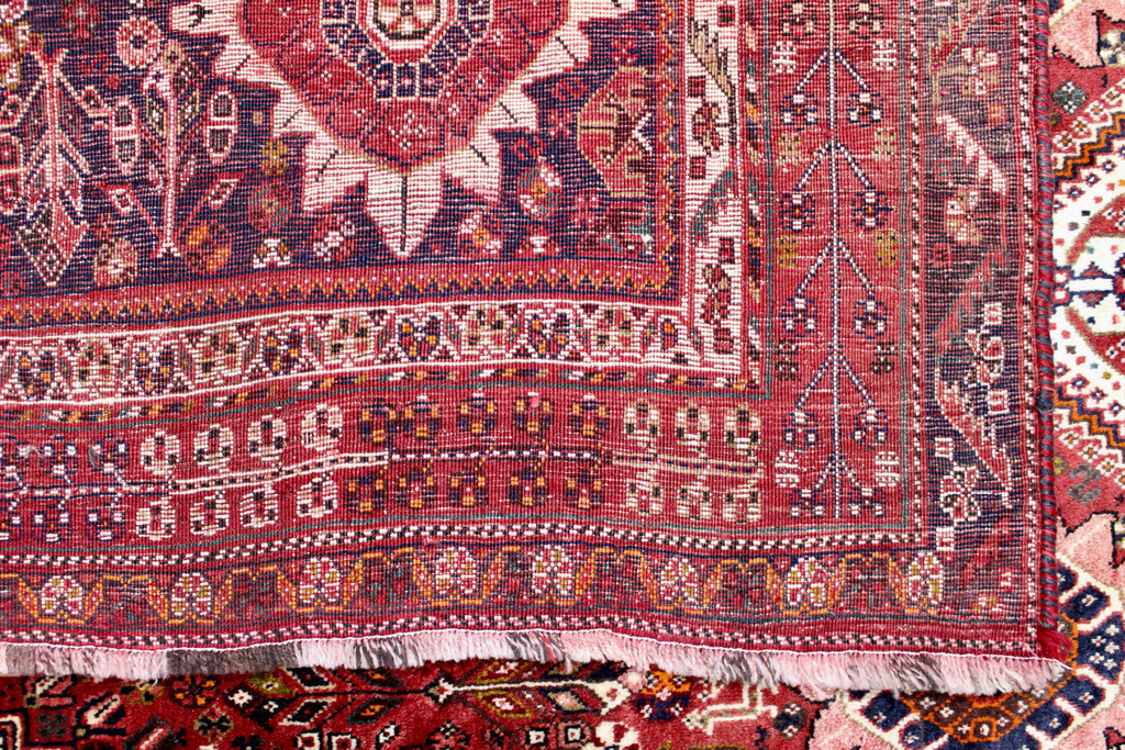 Shiraz Qashqai Fine Vintage Persian Rug (Ref 76) 304x220cm