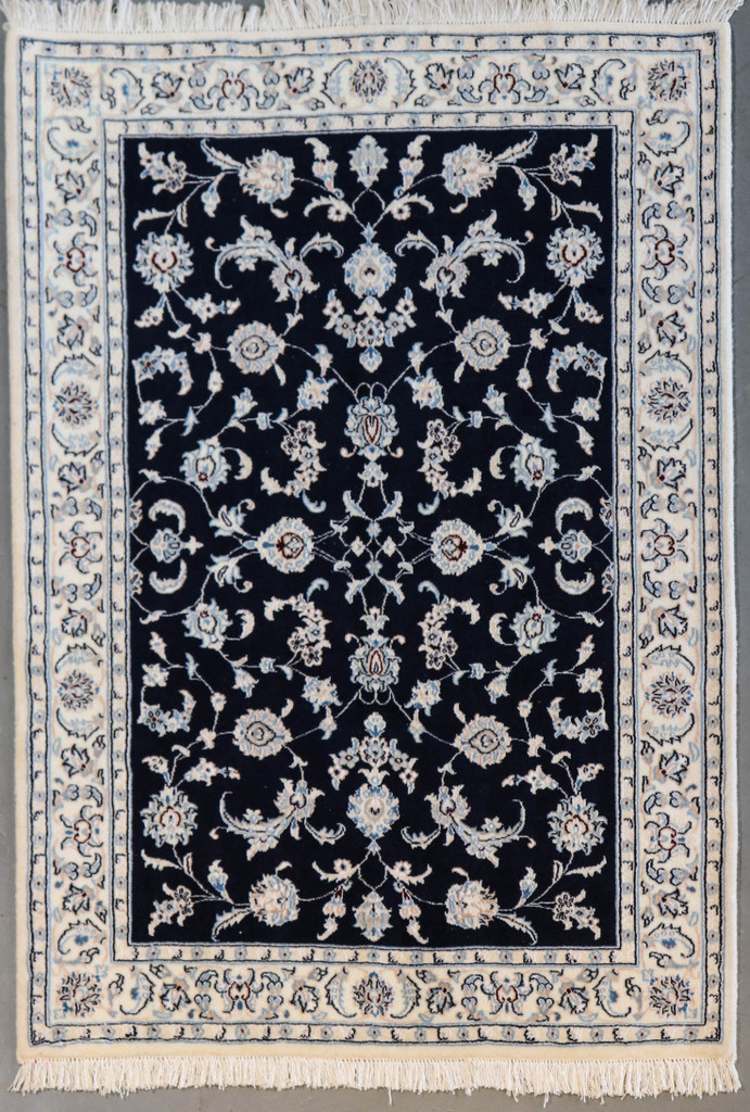 Nain Persian Rug (Ref 32) 157x110cm