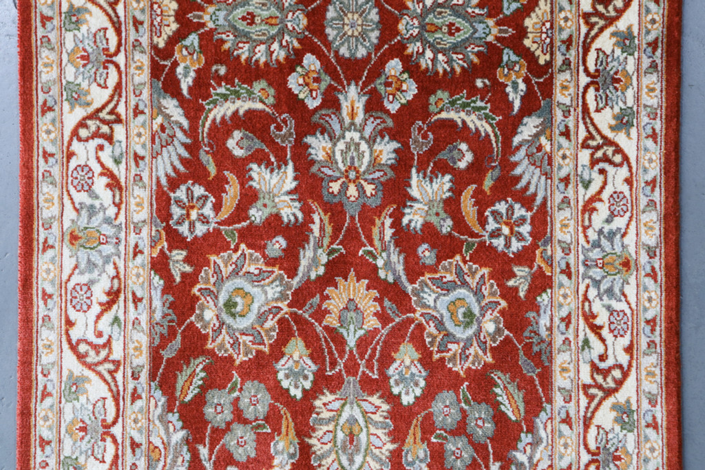 Qum Lahore Fine Rug (Ref 582) 367x73cm