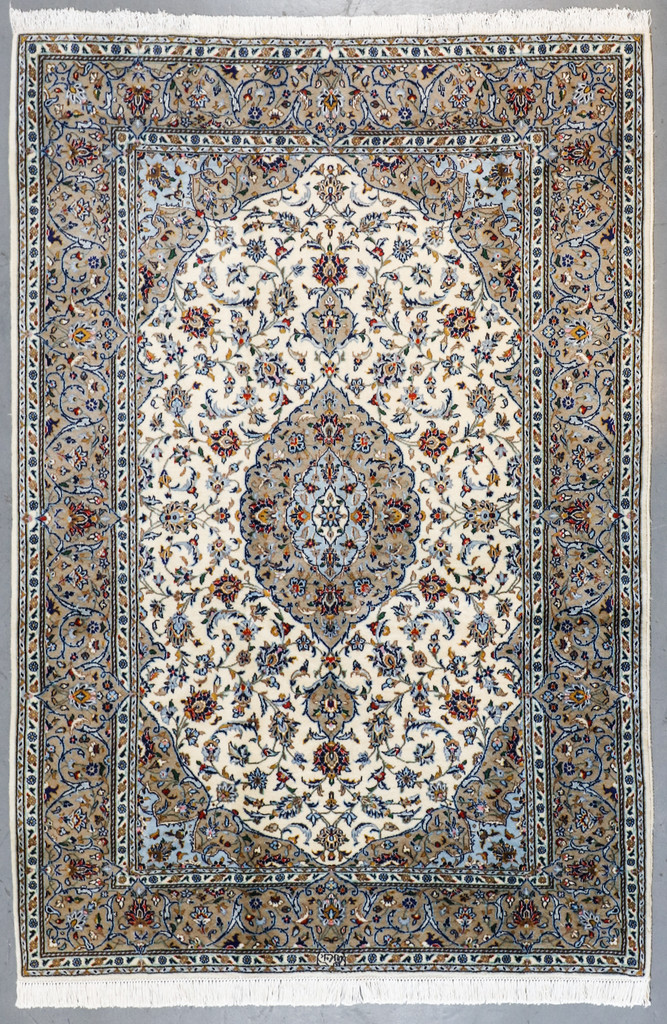 Kashan Traditional Persian Rug (Ref 144) 212x143cm