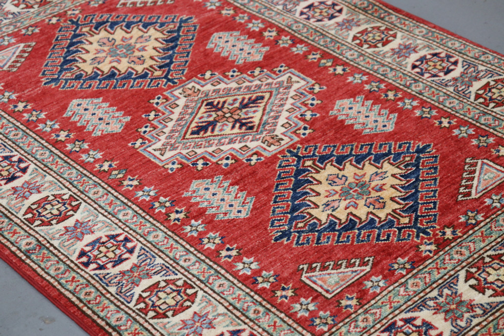 Kazak Farahan Fine Veg Dye Rug (Ref 104) 144x100cm