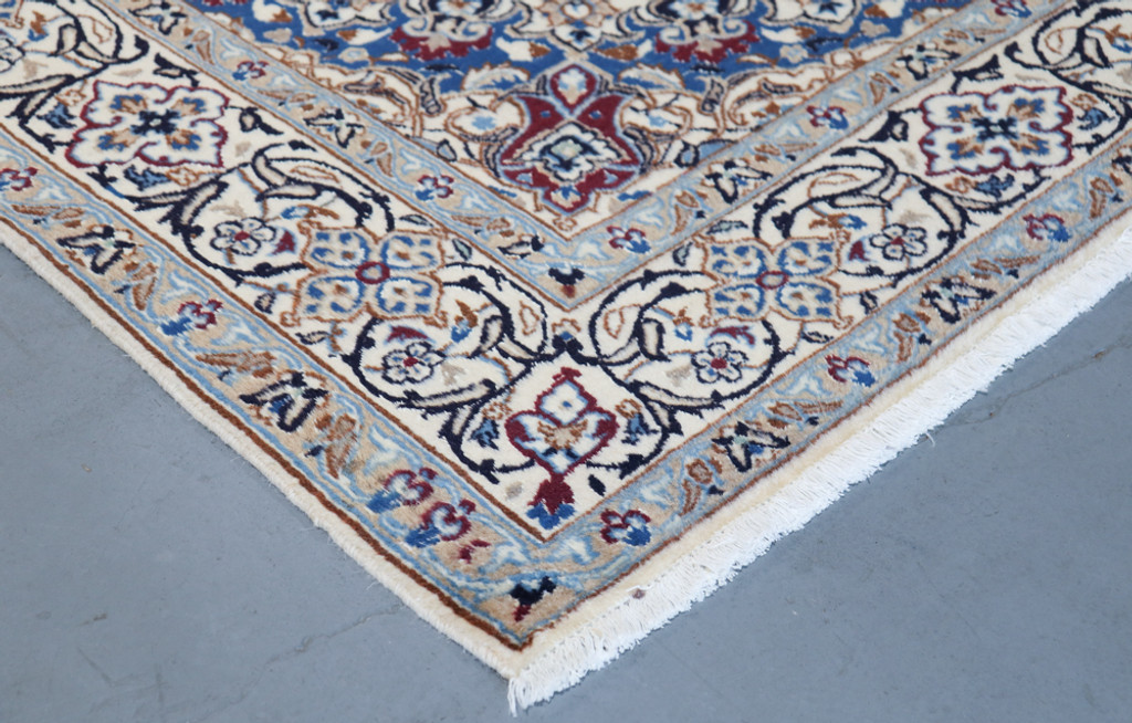 Nain Traditional Persian Rug 9L (Ref 443) 290x190cm