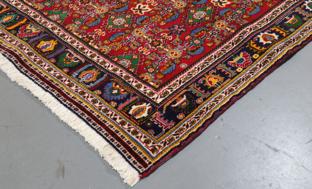 Shiraz Qashqai Fine Vintage Persian Rug (Ref 60) 241x153cm