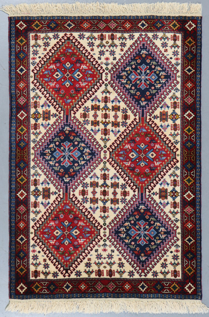 Yalameh Village Persian Rug (Ref 109) 150x100cm