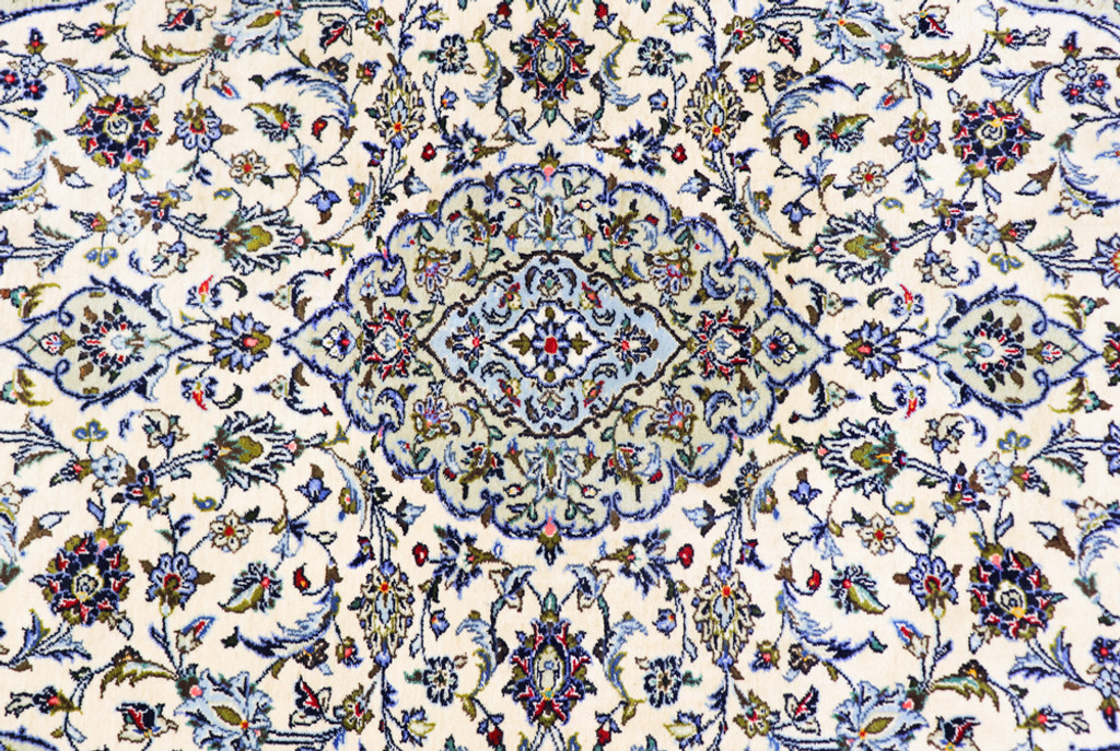Kashan Traditional Persian Rug (Ref 182) 224x145cm