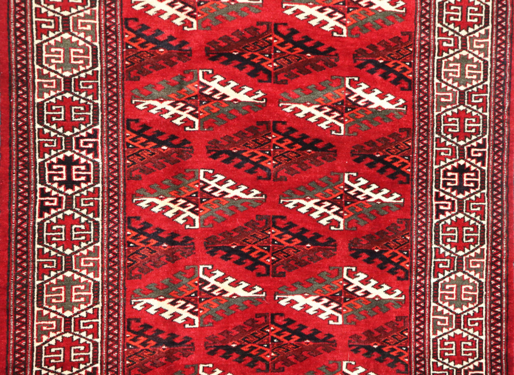 Turkmen Tribal Rug (Ref 551) 203x133cm