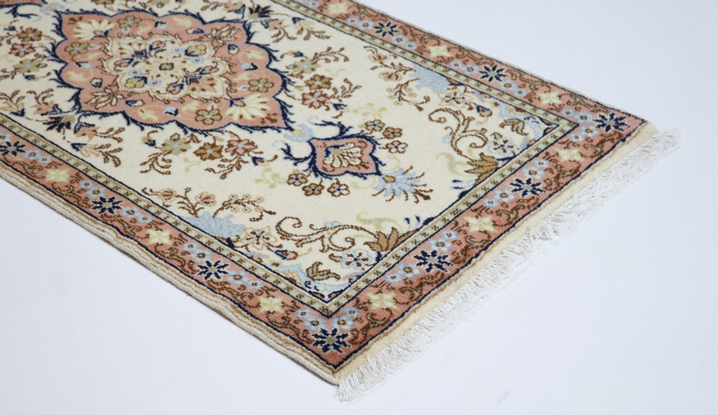 Kashan Traditional Persian Rug (Ref 366) 130x70cm