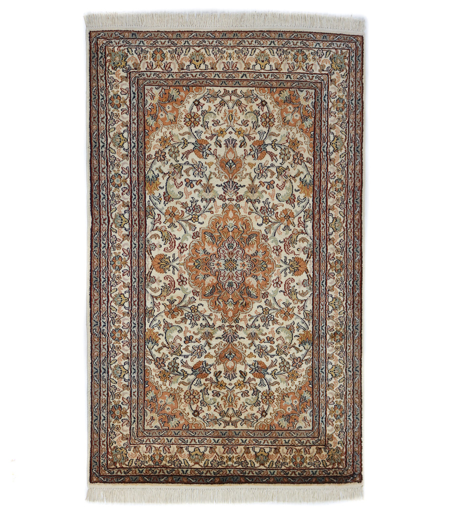 Kashmir Fine Pure Silk Rug (Ref 2128) 147x97cm