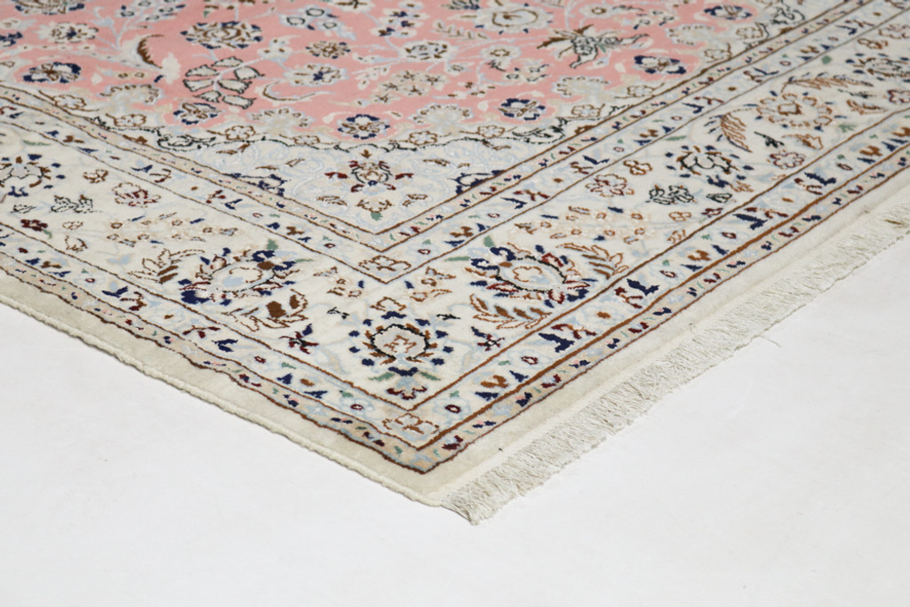 Nain  Persian Rug (Ref 124) 295x200cm