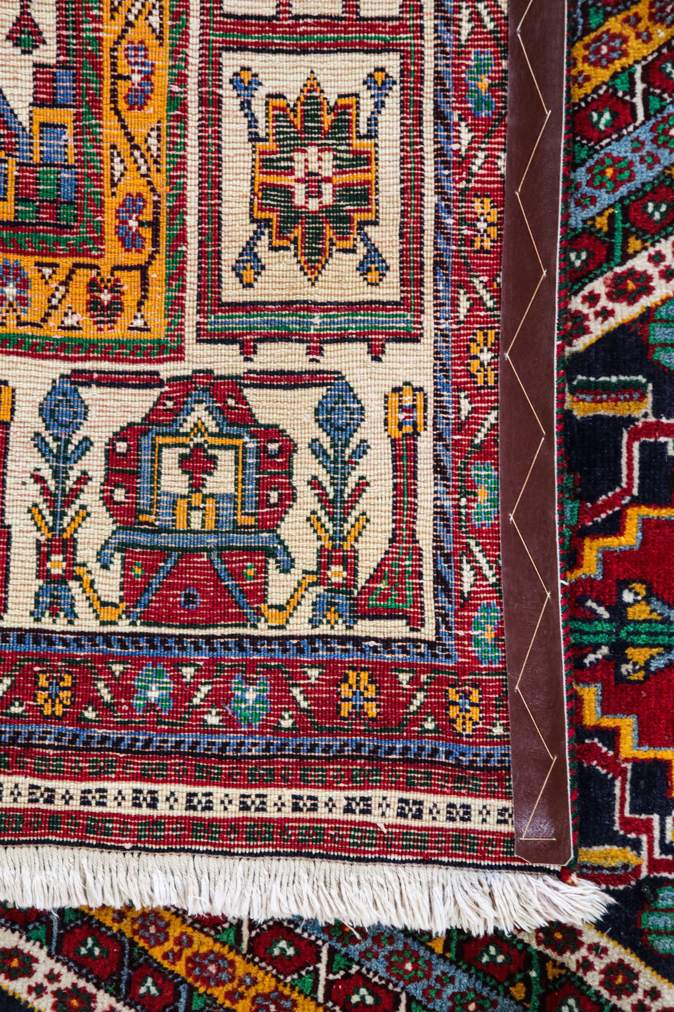 Shiraz Qashqai Fine Vintage Persian Rug (Ref 106) 298x206cm Persian