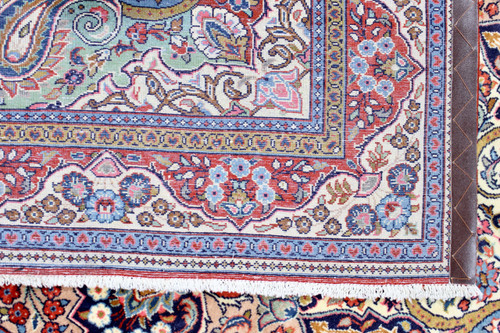 Kashmar Tessellated Persian Rug (Ref 1573) 264x150cm