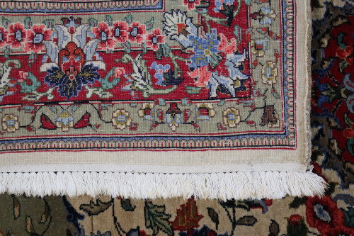 Bidjar Fine Vintage Floral Persian Rug (Ref 530) 163x106cm