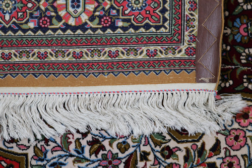Qum Fine Persian Rug (Ref 541) 204x140cm