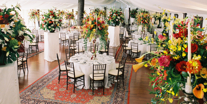 Tips For Styling a Boho Wedding With Persian Rugs