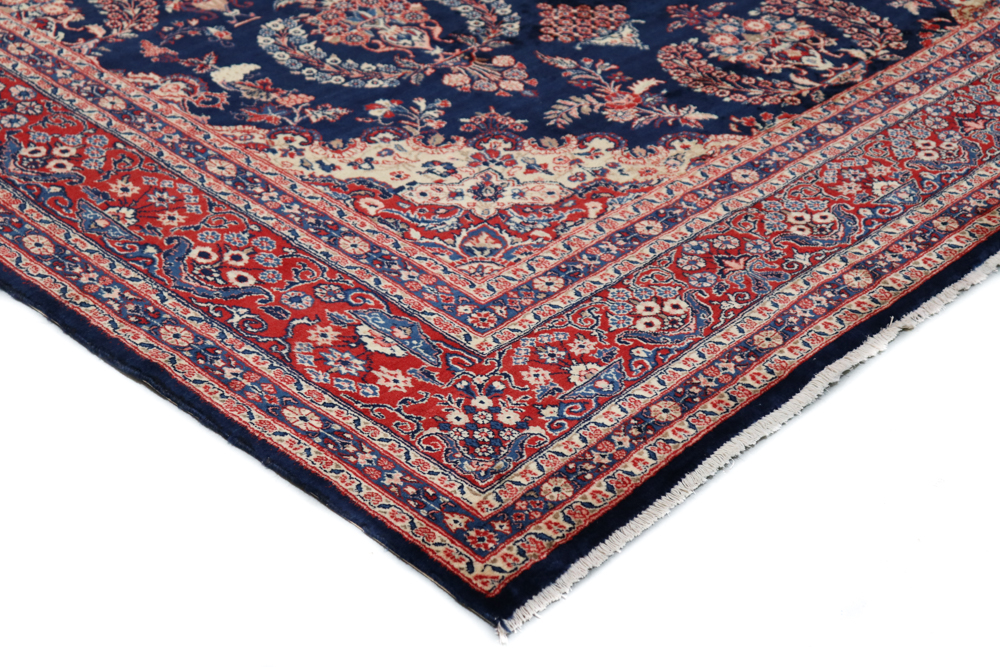 Teshikdan oqayotgan sperma yaqindan olingan surat