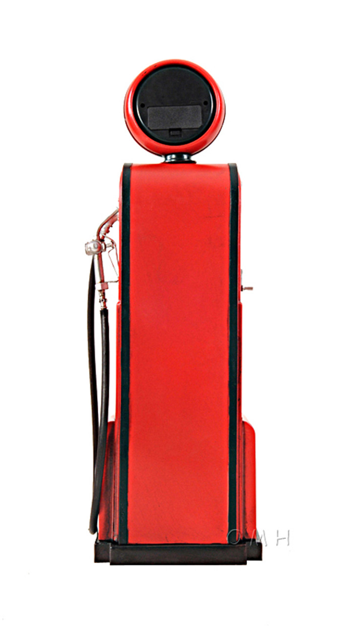 Gas Pump Vintage Reproduction Metal Model Clock