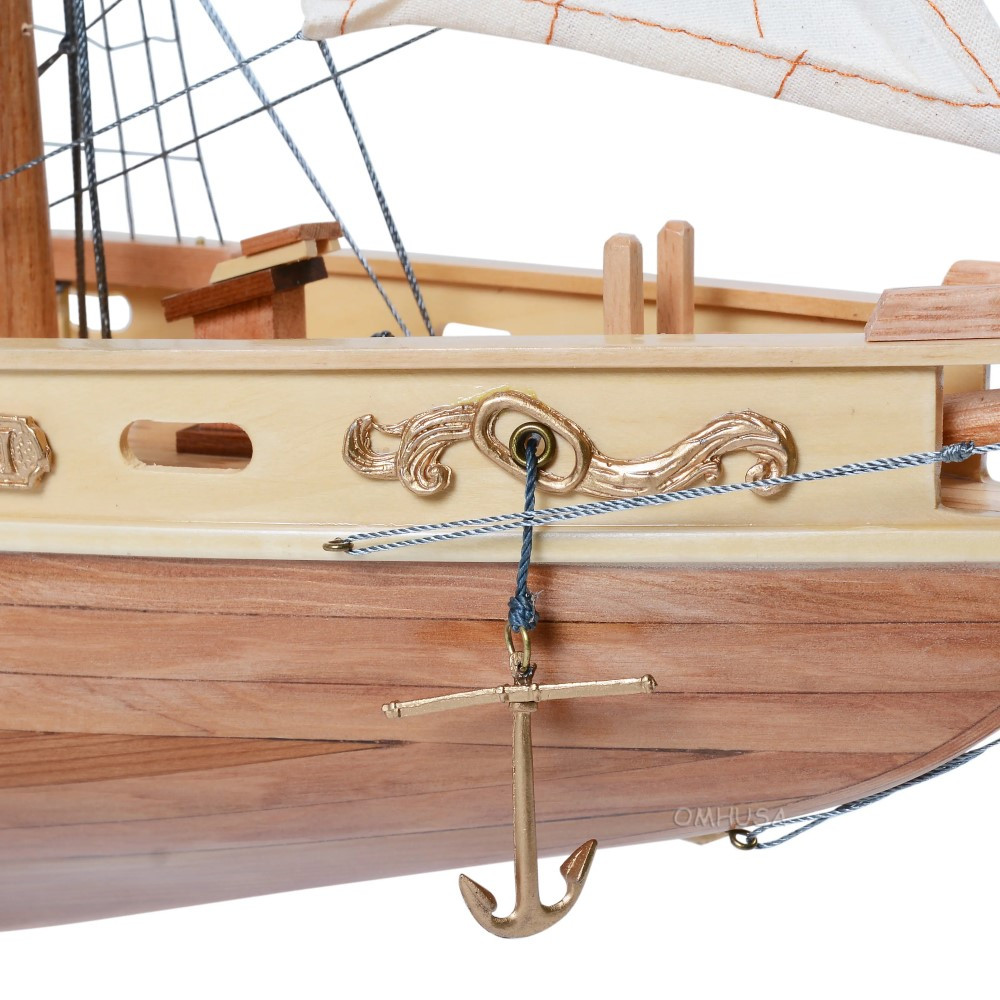 Schooner Bluenose II Wooden Model 29.5