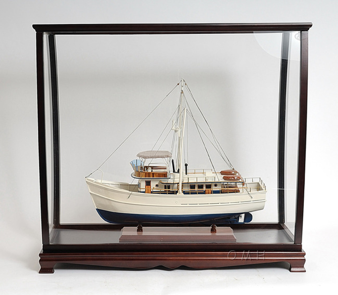  Ship Boat Yacht Sailboat Model Display Case 
