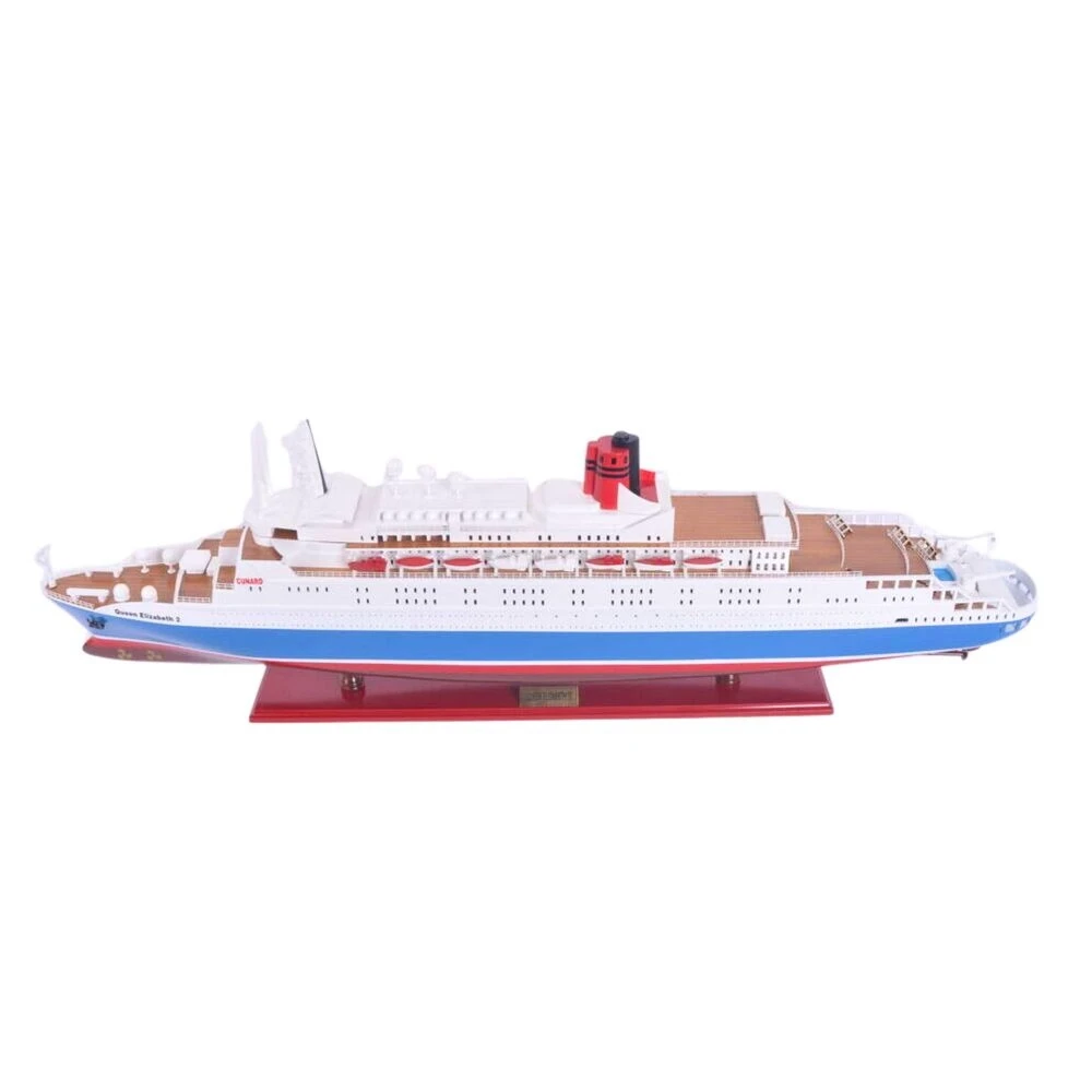 RMS Queen Elizabeth II Ocean Liner Model Cruise Ship