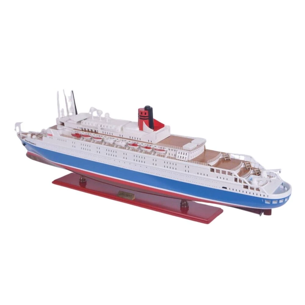RMS Queen Elizabeth II Ocean Liner Model Cruise Ship