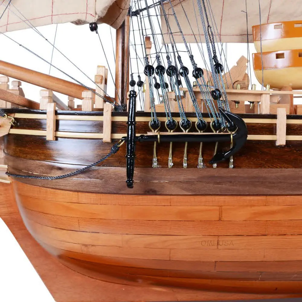 Capt Bligh's HMS Bounty Wooden Tall Ship Model 37