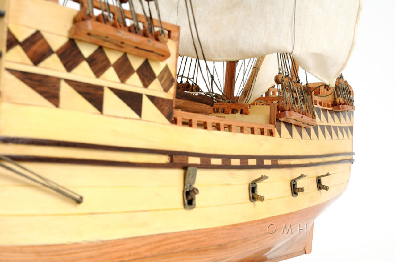 Mayflower 1620 Plymouth Pilgrim's Wood Ship Model