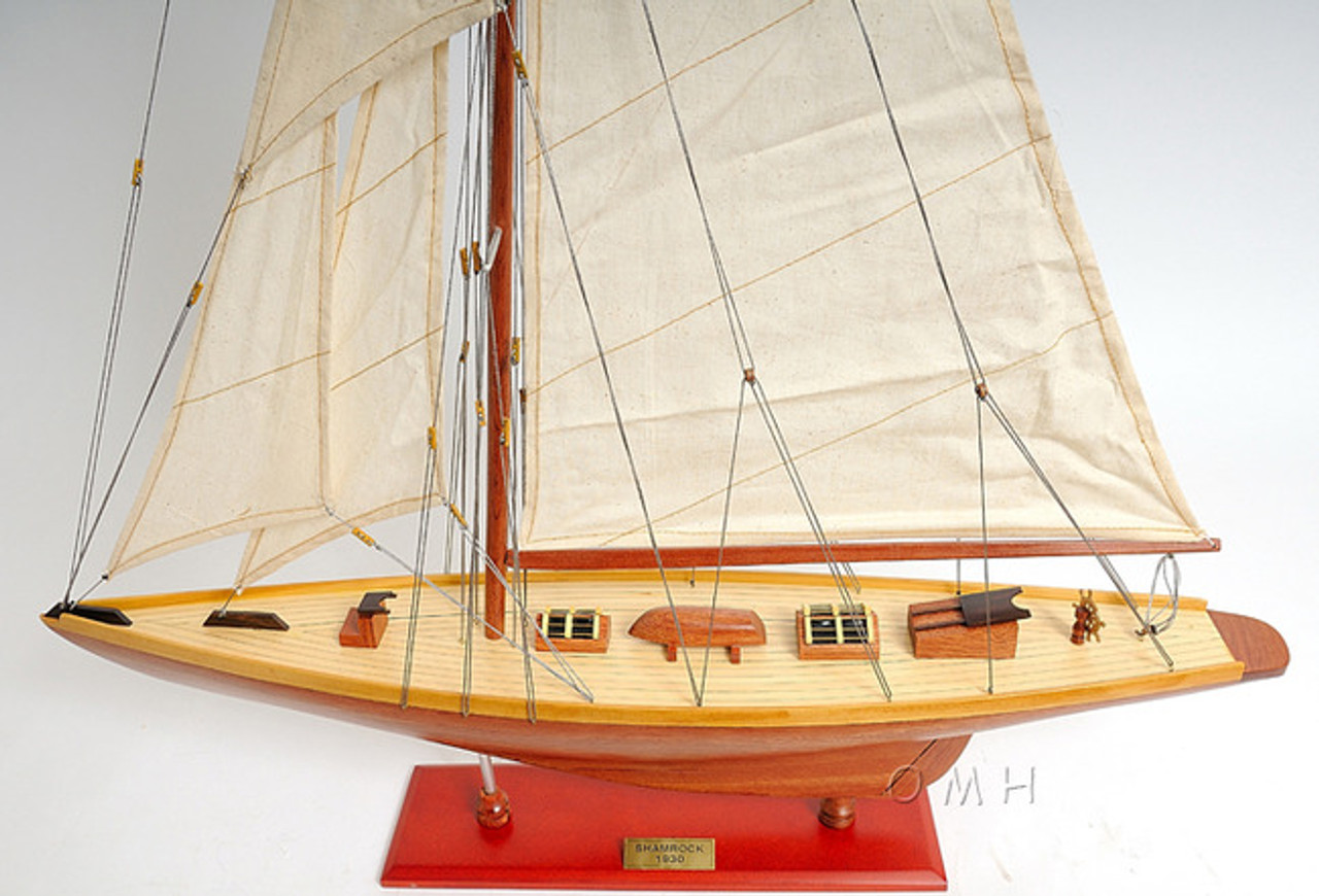 Shamrock Americas Cup Yacht Model U.K. Challenger