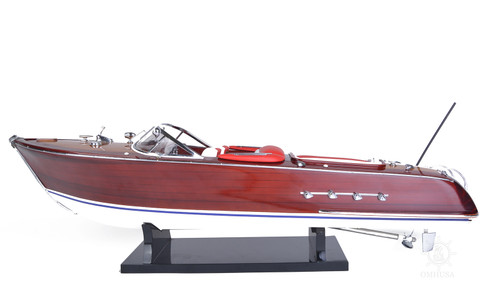 RC Riva Aquarama Speed Boat Wood Model Radio Controlled RC Riva Aquarama Speed Boat Wood Model Radio Controlled