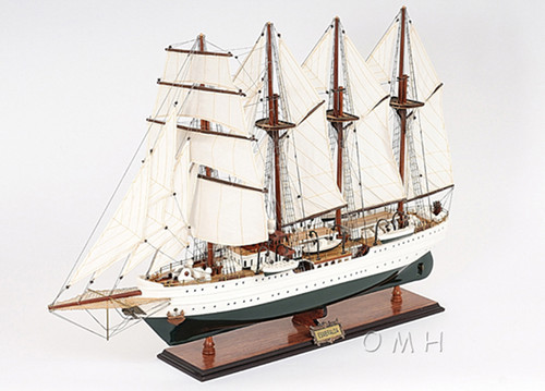 Esmeralda Chilean Navy Training Ship Wooden Model Esmeralda Chilean Navy Training Ship Wooden Model