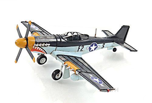 North American P-51 Mustang Metal Desk Model North American P-51 Mustang Metal Desk Model