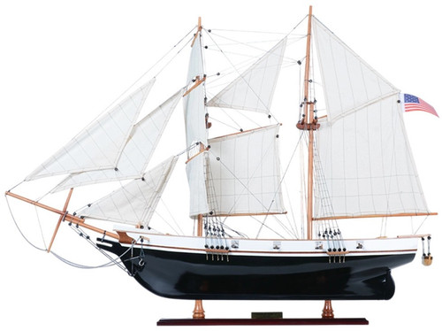 Harvey Baltimore Clipper Wooden Model Tall Ship 35