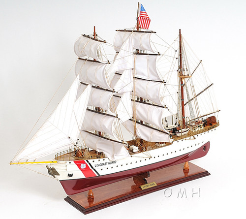 U.S.S. Eagle 木製モデル船 USCG Eagle Training Tall Ship Wooden Model 36