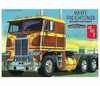 AMT 620 1:25 White Freightliner Dual Drive Cabover Tractor Plastic Model Kit