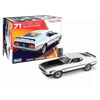 Revell 1:25 Scale 1971 Ford Mustang Boss 351 Plastic Model Kit 14512