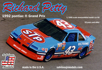 Salvinos JR 1:24 Scale 1992 Pontiac Grand Prix Richard Petty Kit RPGP1992A