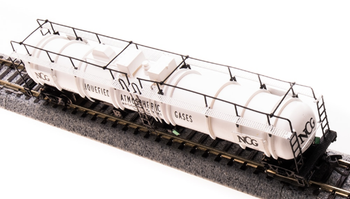 Broadway Limited 3726 N NCG Cryogenic Tank Car (Pack of 2)