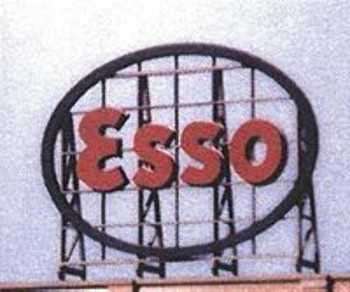 Blair Line 1510 Z/N/HO Scale Esso Rooftop Sign