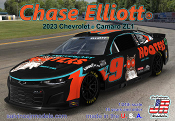 Salvinos JR HMC2023CEH 1/24 Chevrolet Camaro Chase Elliott 2023 Next Gen Hooters